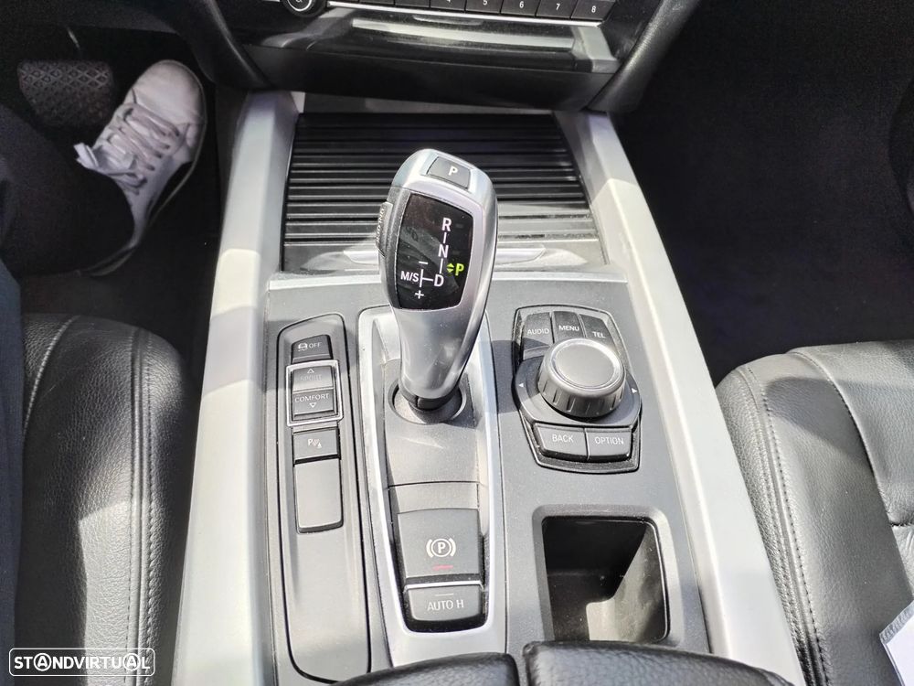 BMW X5 25 d sDrive Comfort 7L - 30