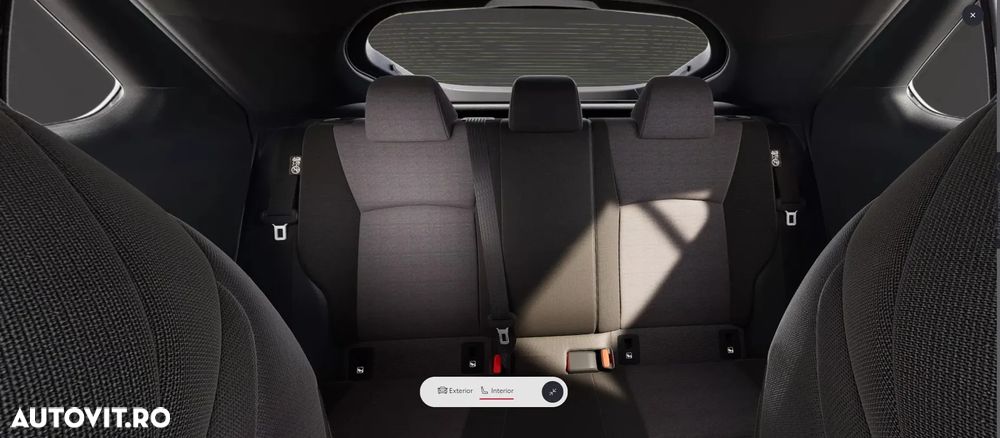 Toyota C-HR 2.0 PHEV 223 CP 4x2 CVT Dynamic - 5