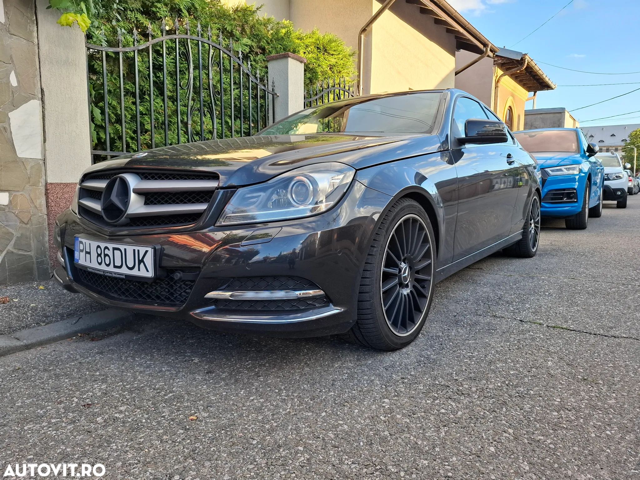 Mercedes-Benz C 180 Coupe BlueEFFICIENCY 7G-TRONIC - 1