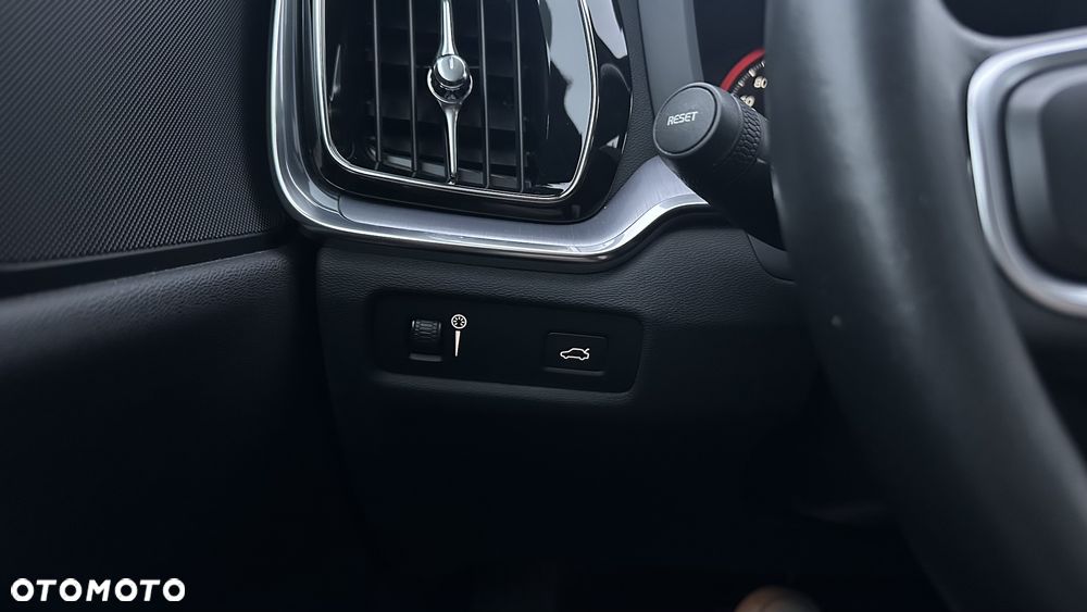 Volvo V60 T4 Geartronic Momentum Pro - 20