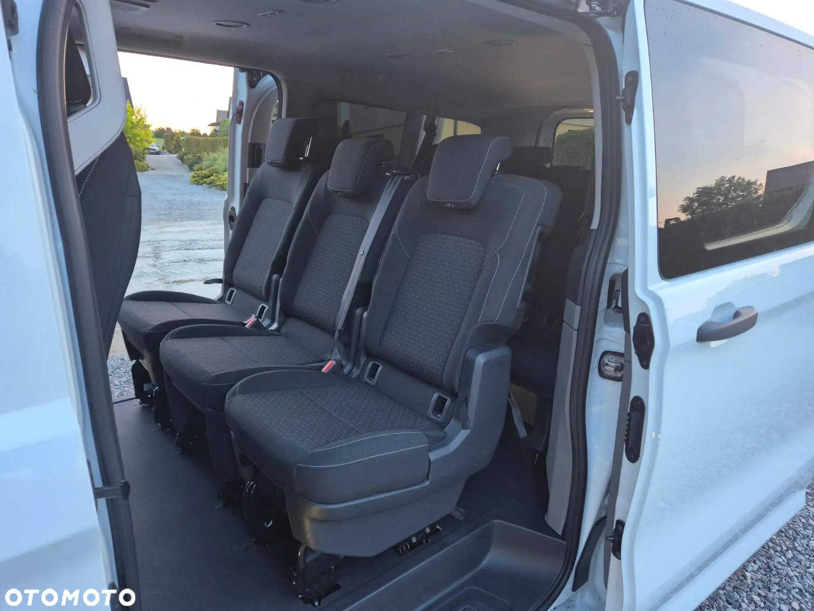 Ford Transit Custom 320 L2H1 LKW VA MultiCab Limited - 6