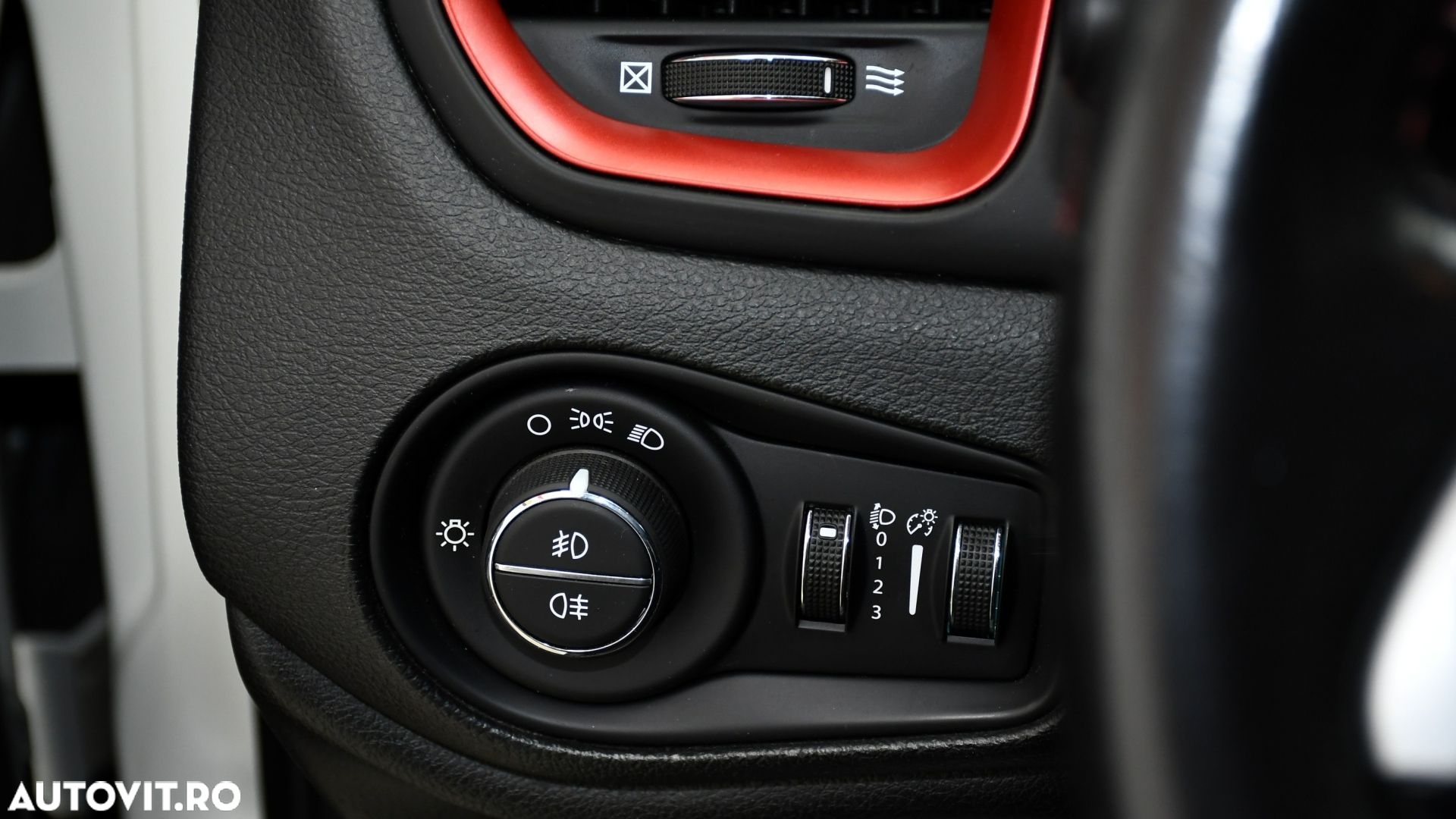 Jeep Renegade 2.0 M-Jet 4x4 AT Trailhawk - 20