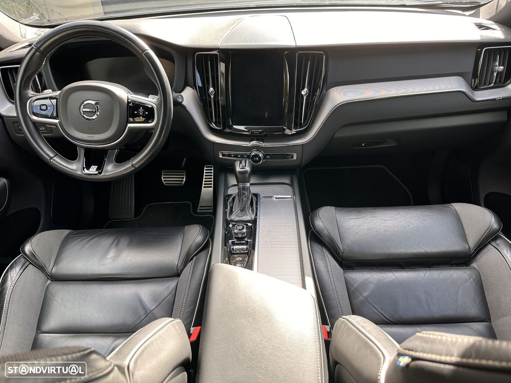 Volvo XC 60 2.0 D4 R-Design Geartronic - 8