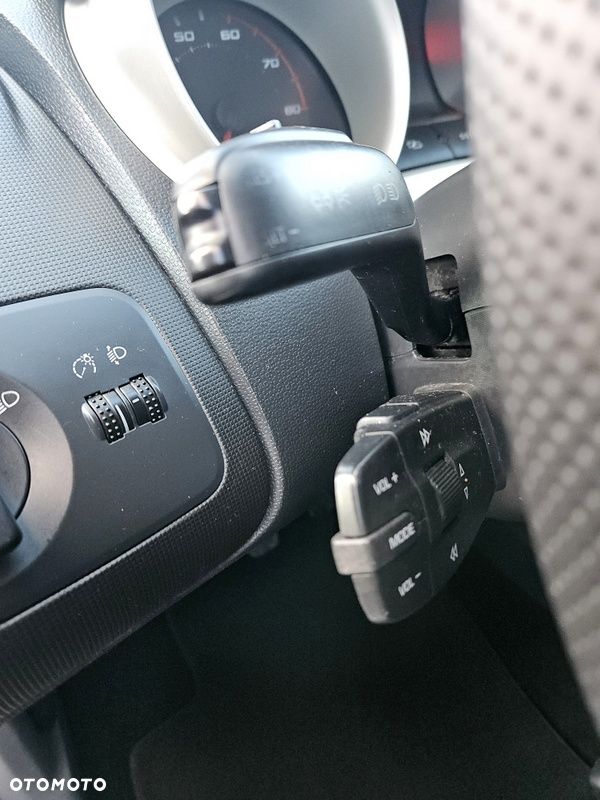 Seat Ibiza 1.4 16V Style - 25