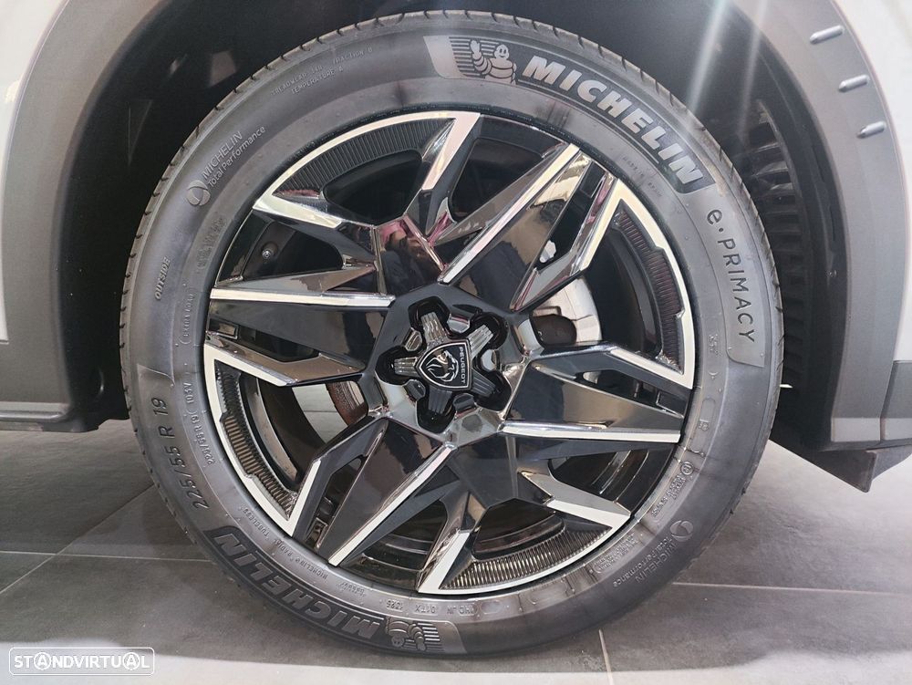Peugeot 3008 1.2 Hybrid Allure e-DCS6 - 5