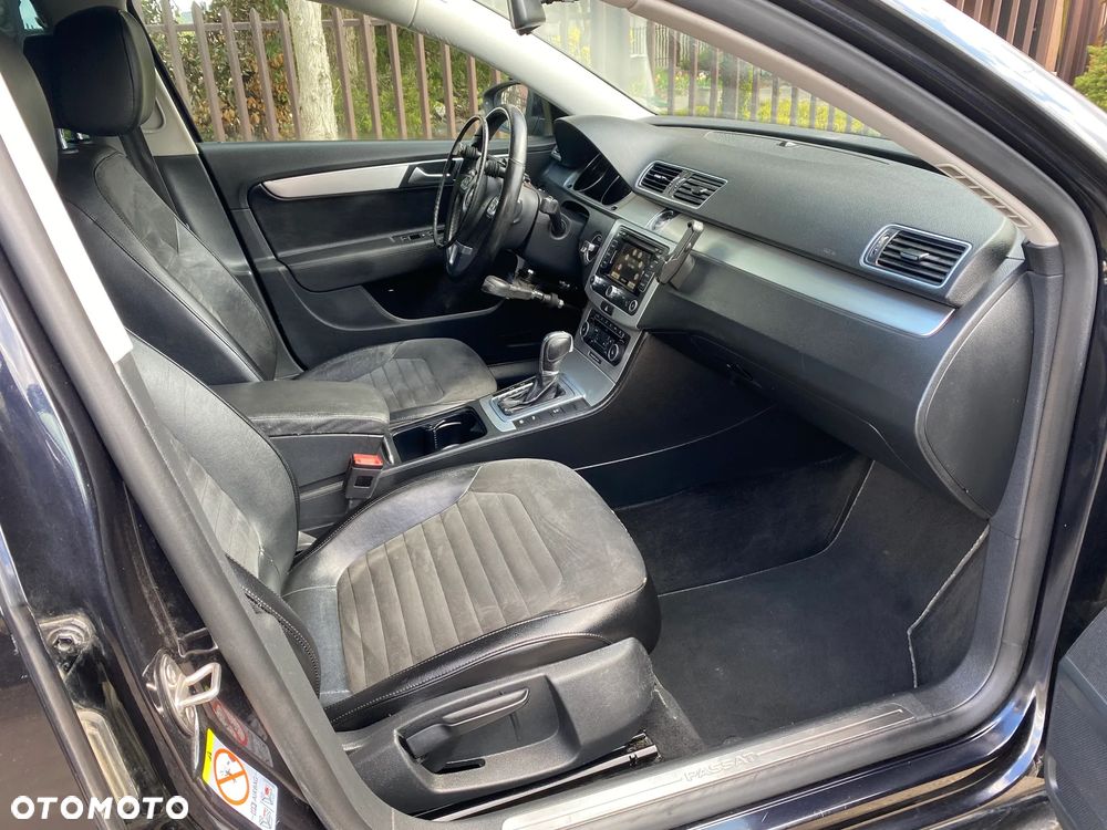 Volkswagen Passat 2.0 Blue TDI DSG SCR Highline - 4