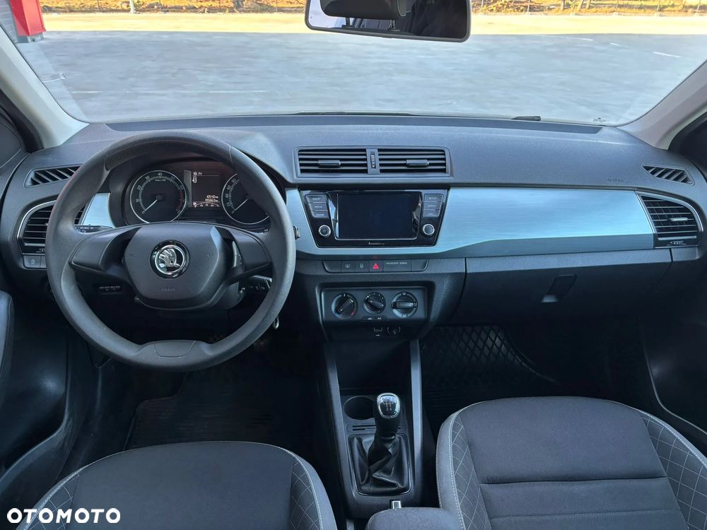 Skoda Fabia 1.0 TSI Ambition - 10