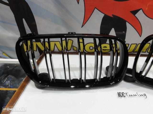 Grelha frontal em plástico ABS para BMW X3 E83 2006-2010 M4 look / dupla lâmina em preto piano brilhante - 3