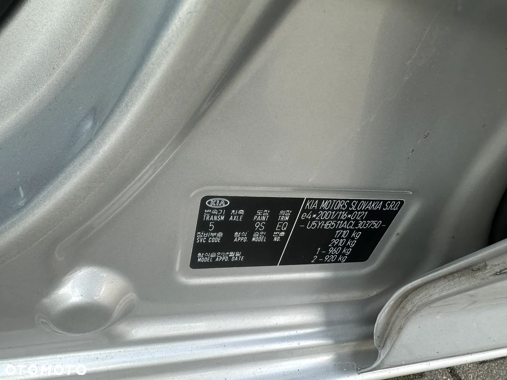 Kia Ceed 1.4 L - 19