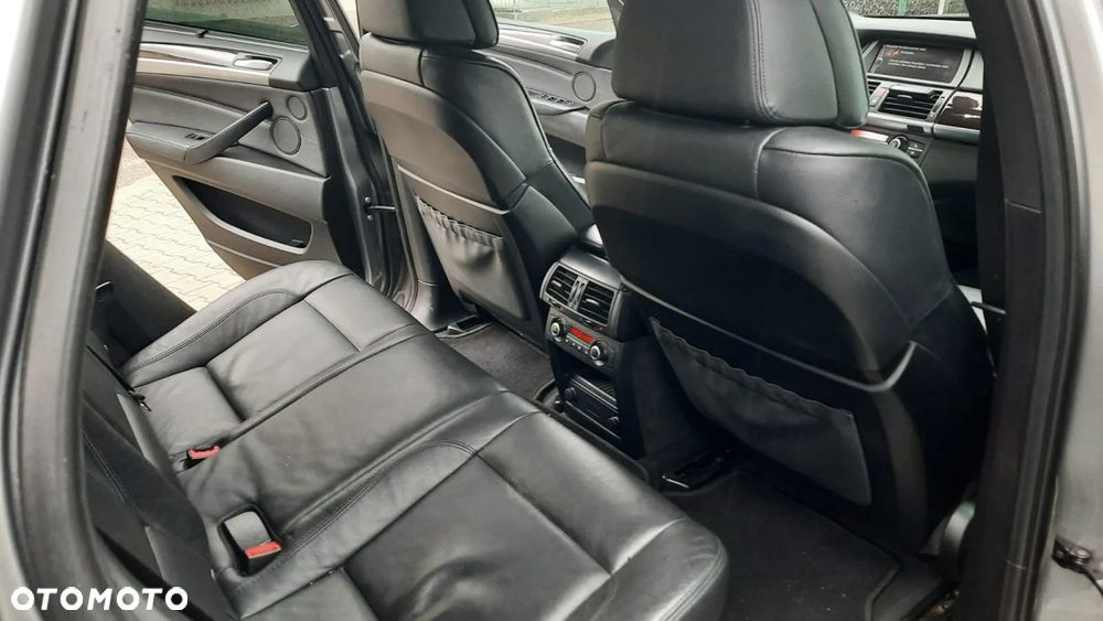 BMW X6 xDrive35i - 7