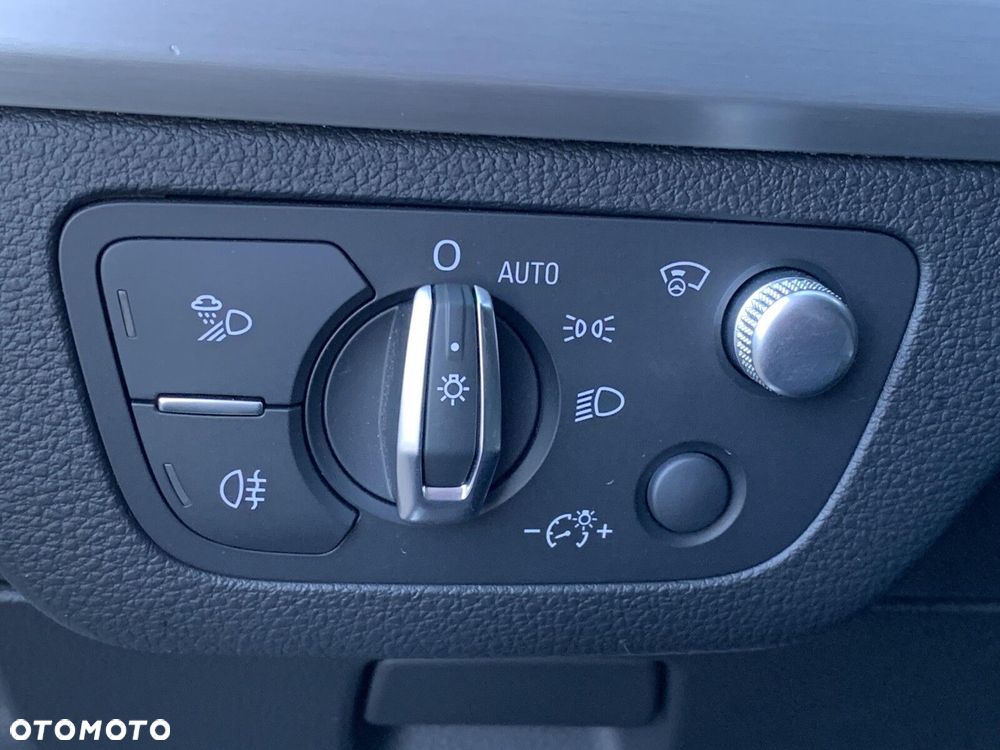 Audi Q5 Sportback - 37