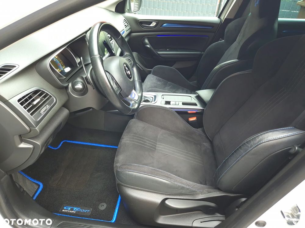 Renault Megane 1.6 TCe GT EDC - 8