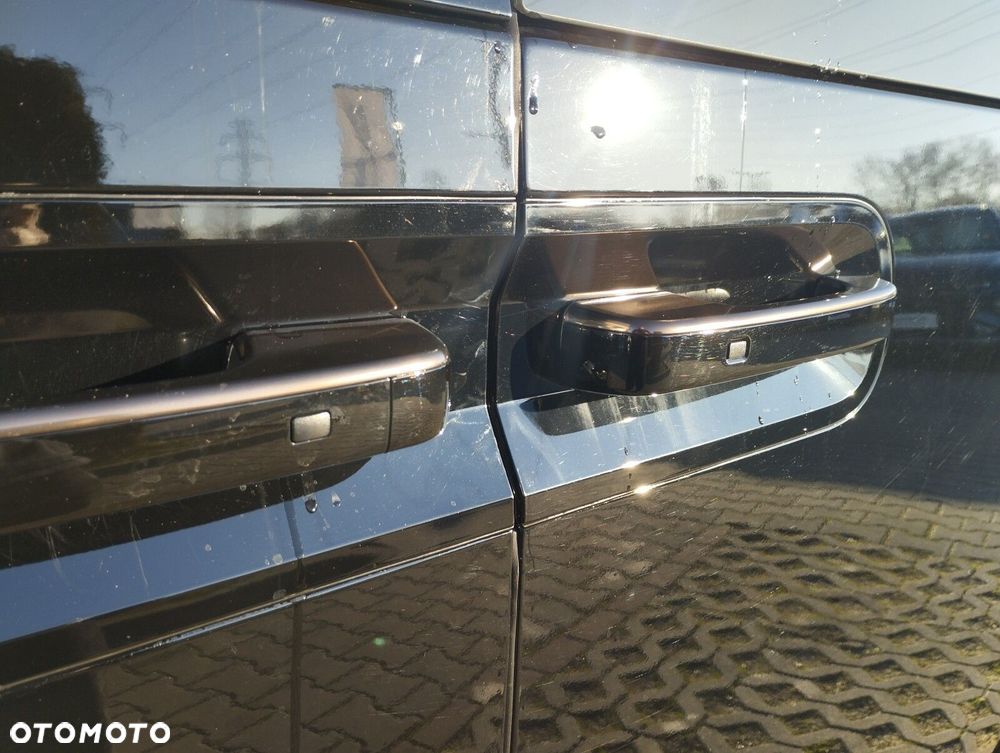 Hyundai Staria 1.6 T-GDI HEV Luxury - 33