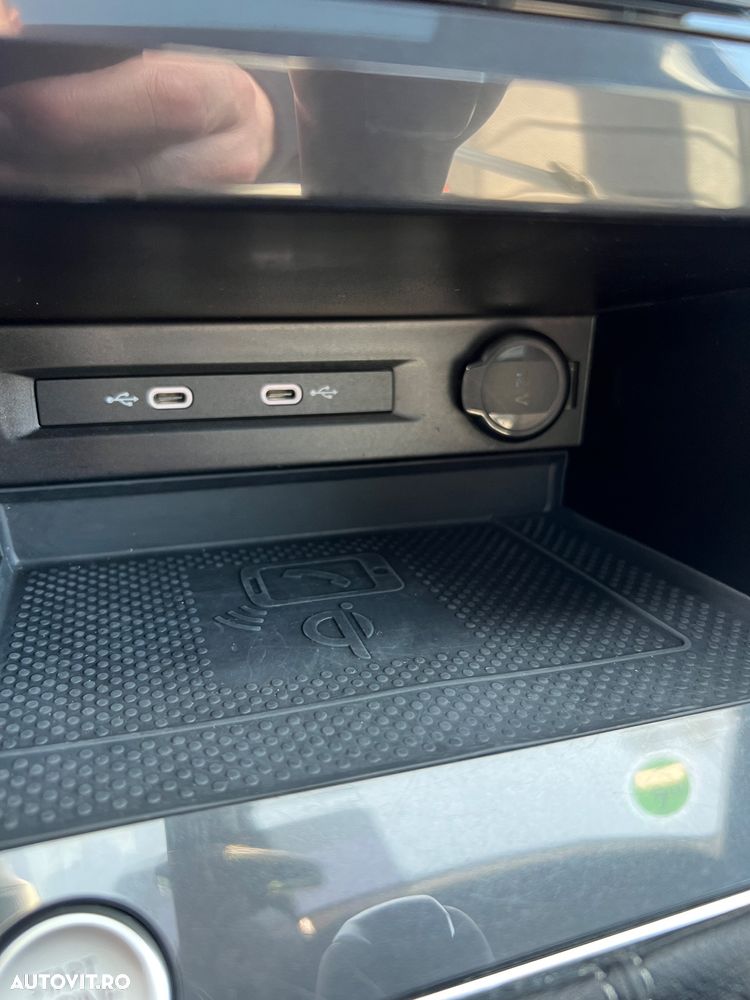 Volkswagen Tiguan - 27