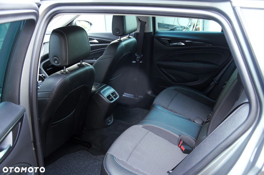 Opel Insignia 1.5 Direct Inj Turbo Exclusive - 21