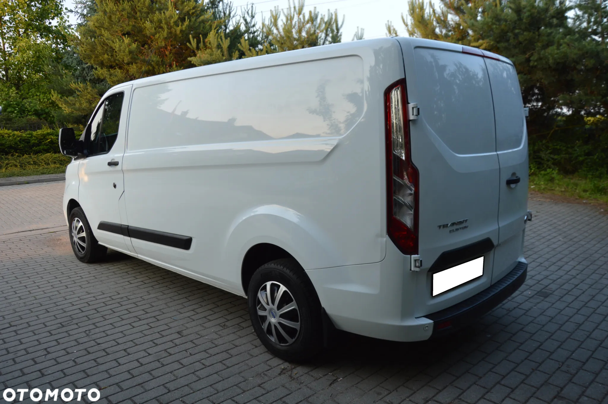 Ford Transit Custom - 11
