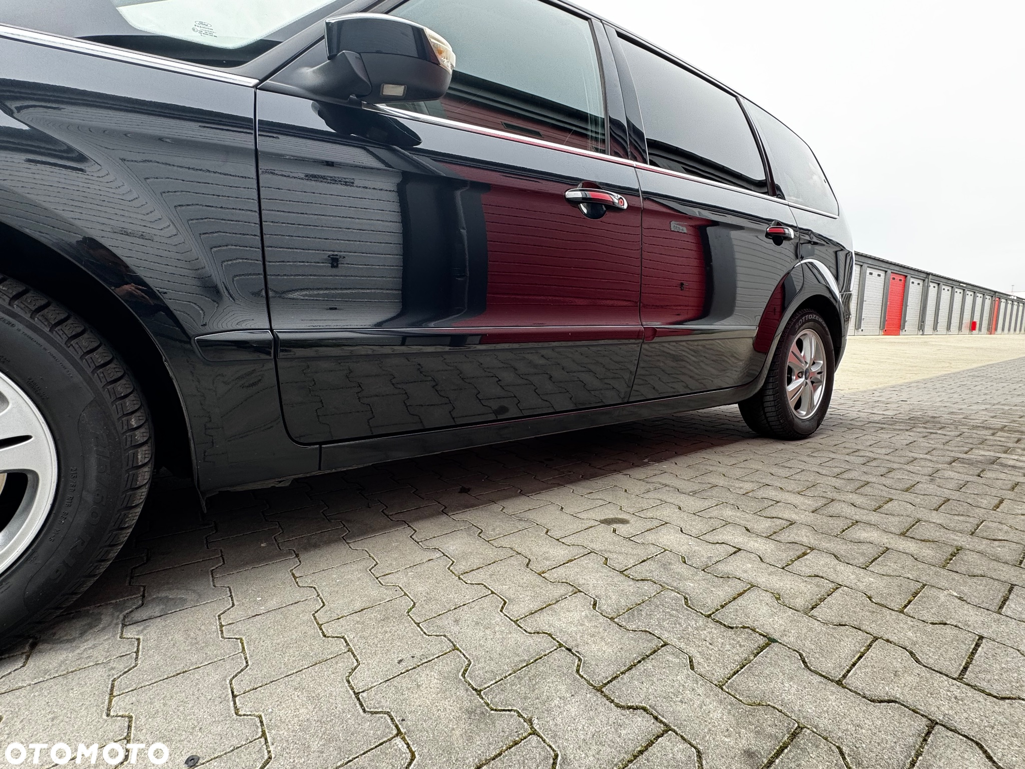Ford Galaxy - 12