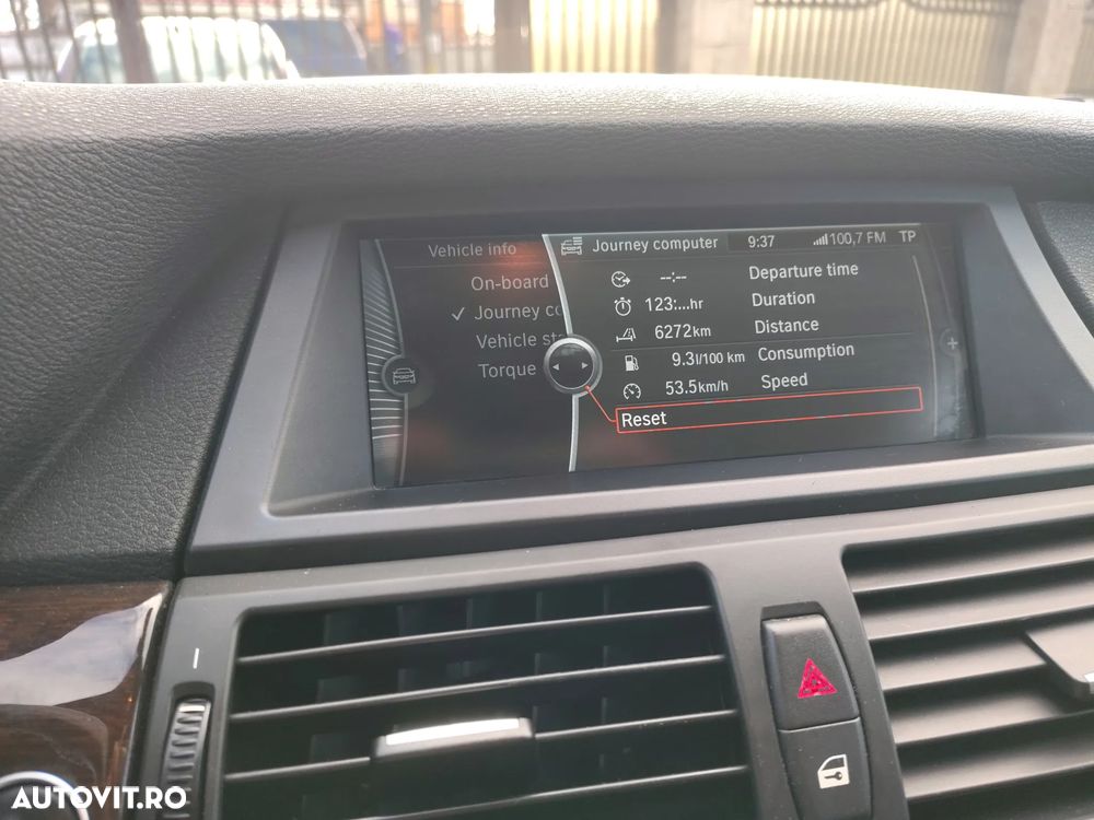 BMW X6 M M50d - 11