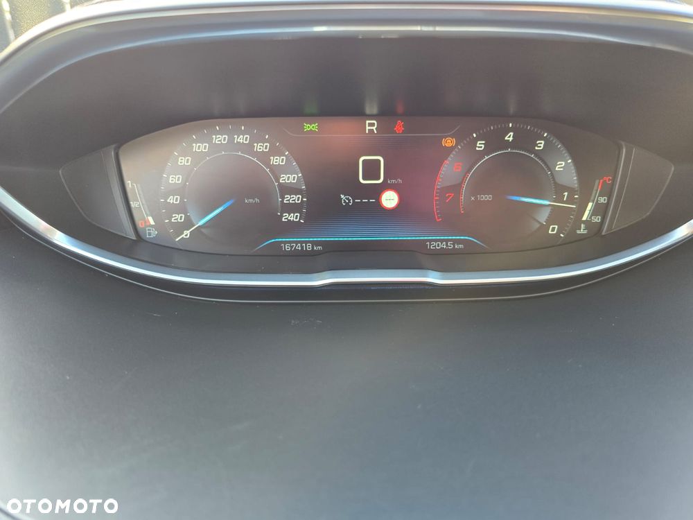 Peugeot 5008 - 32