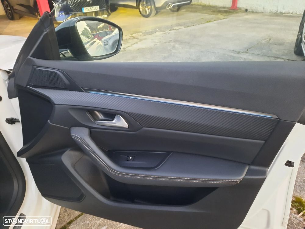 Peugeot 508 SW 1.6 Hybrid GT e-EAT8 - 31