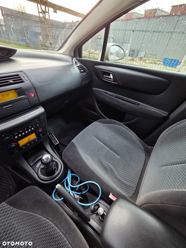 Citroën C4 1.6 16V Impress - 9