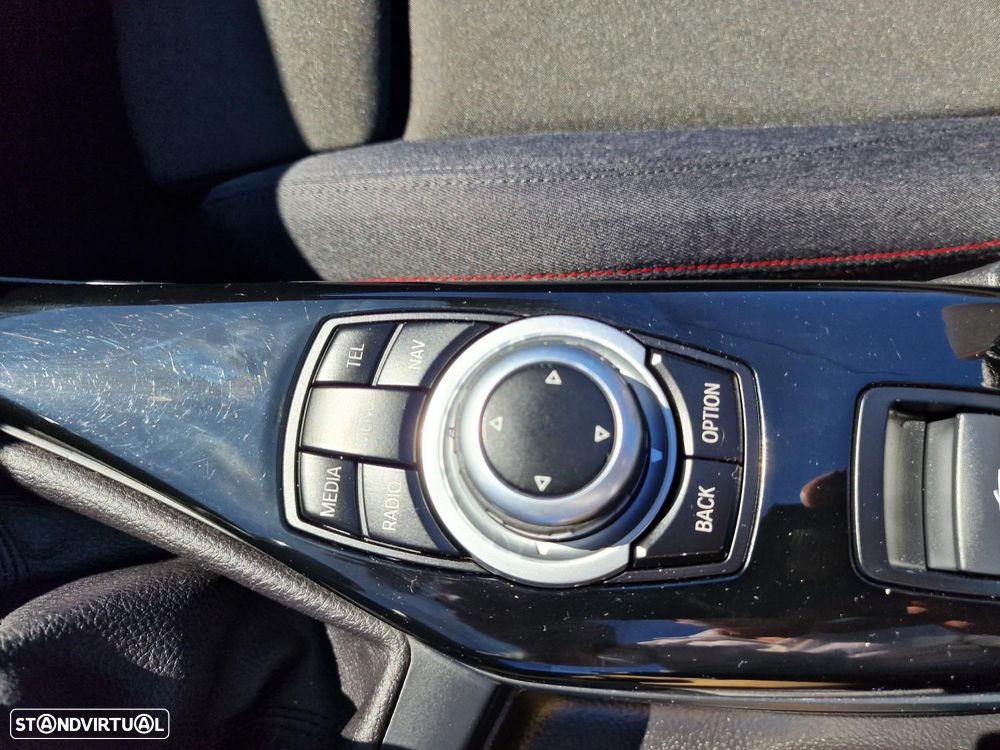 BMW 220 d Coupe Line Sport - 32