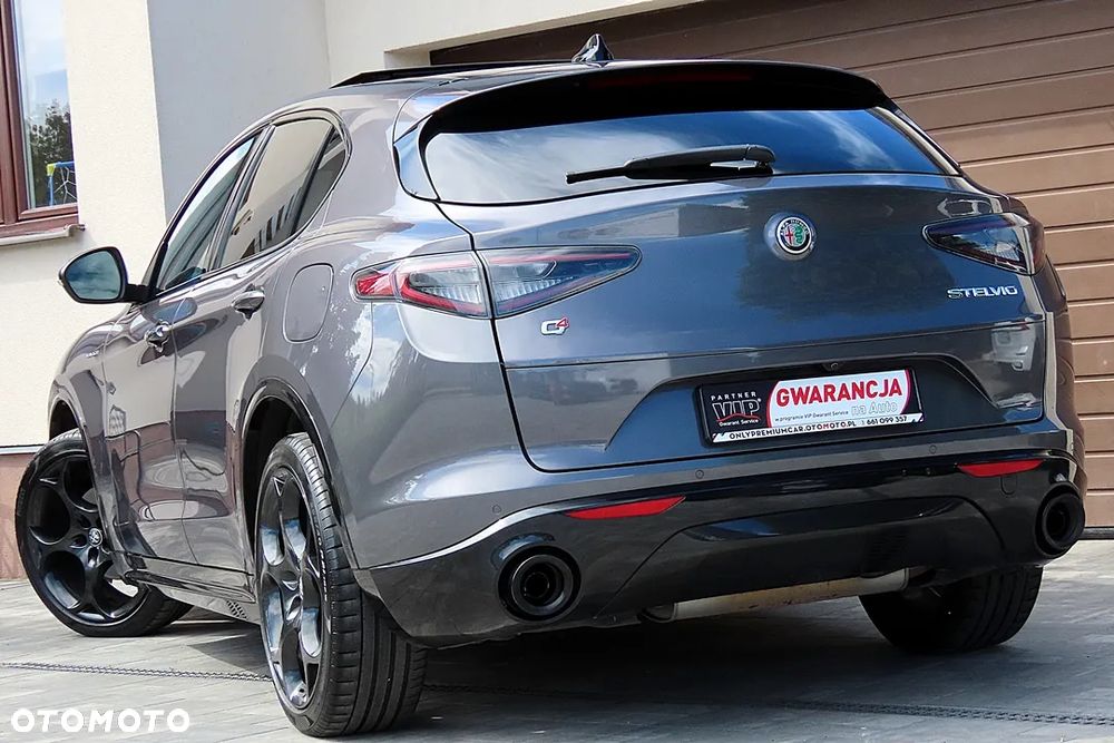 Alfa Romeo Stelvio 2.0 Turbo 16V AT8-Q4 Veloce - 8
