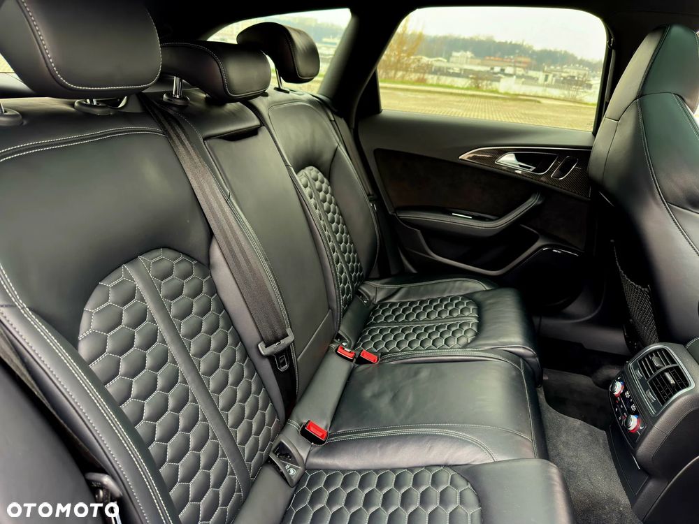 Audi RS6 Avant - 34