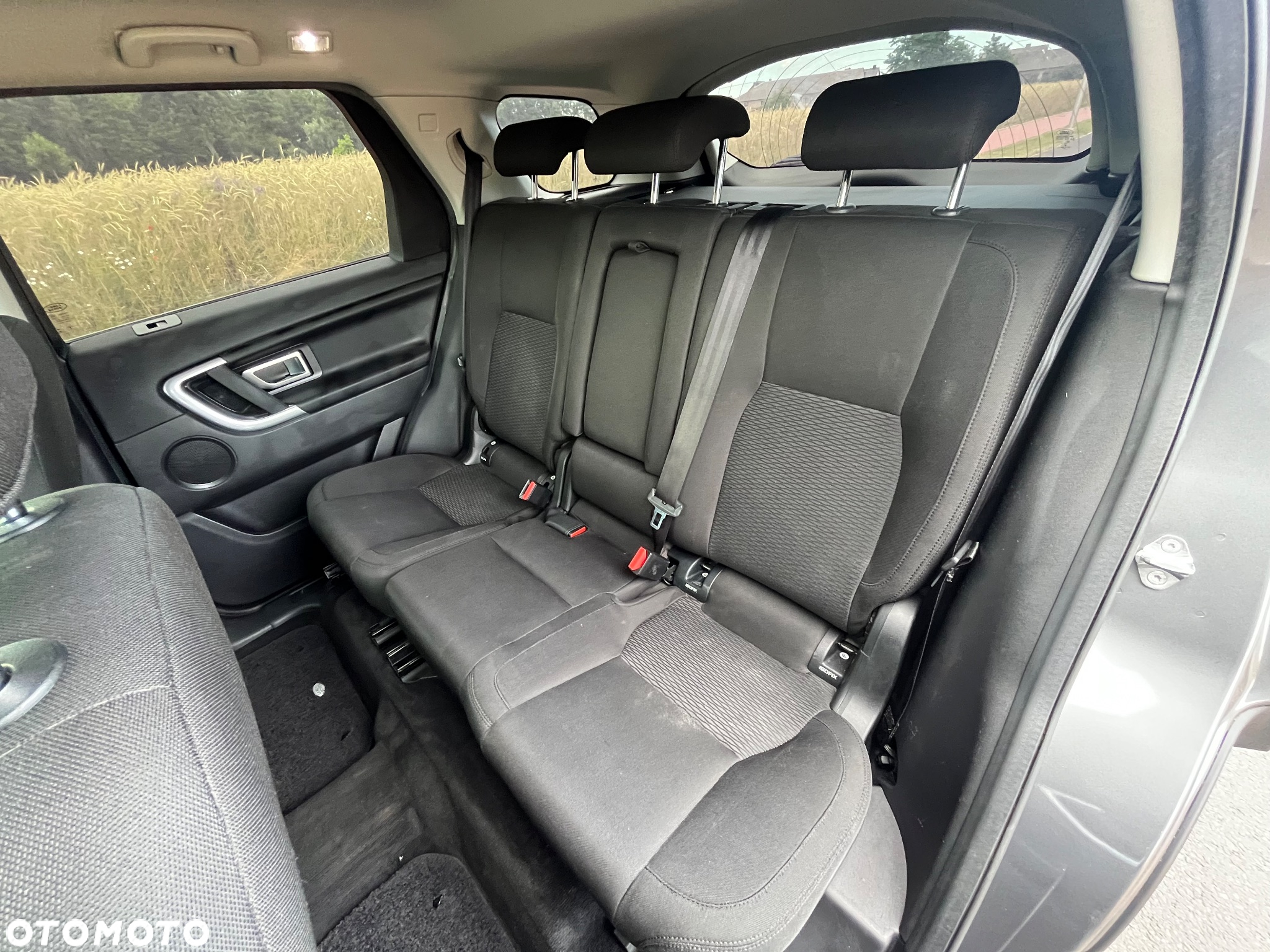 Land Rover Discovery Sport 2.0 TD4 Pure - 11
