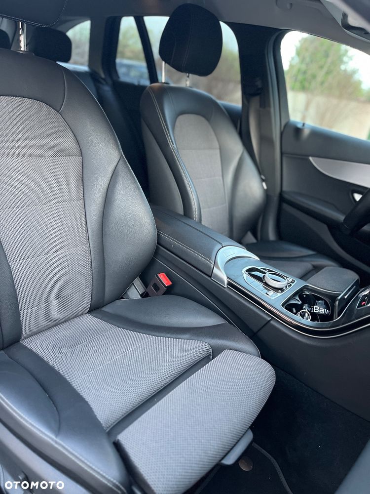 Mercedes-Benz Klasa C 220 d 9G-TRONIC Avantgarde - 10