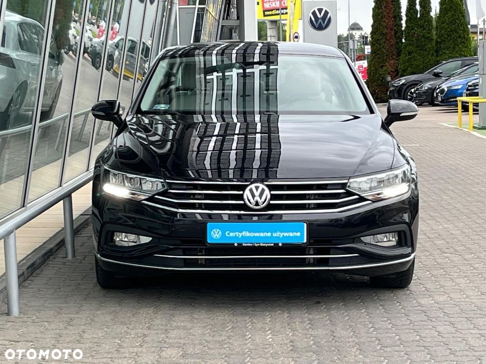 Volkswagen Passat 2.0 TDI Elegance DSG - 13