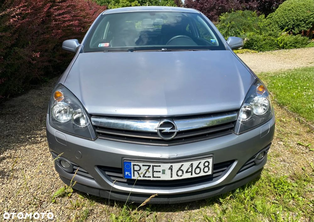 Opel Astra 1.9 CDTI DPF Cosmo - 2