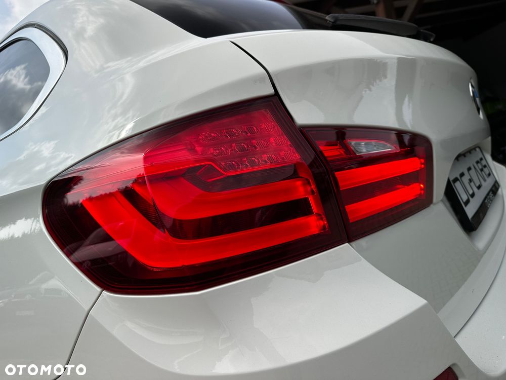 BMW Seria 5 520d Luxury Line - 32