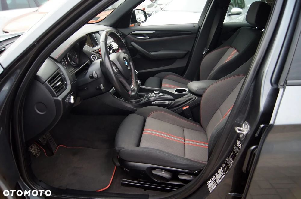 BMW X1 xDrive18d Sport Line - 8