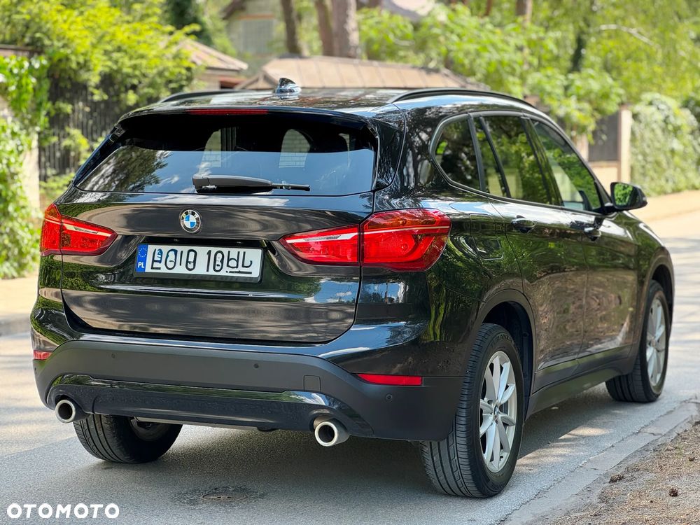 BMW X1 xDrive18d Business Edition - 7