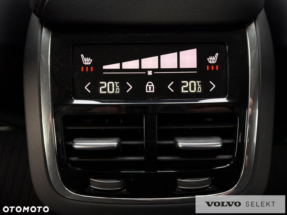 Volvo V60 Cross Country - 27