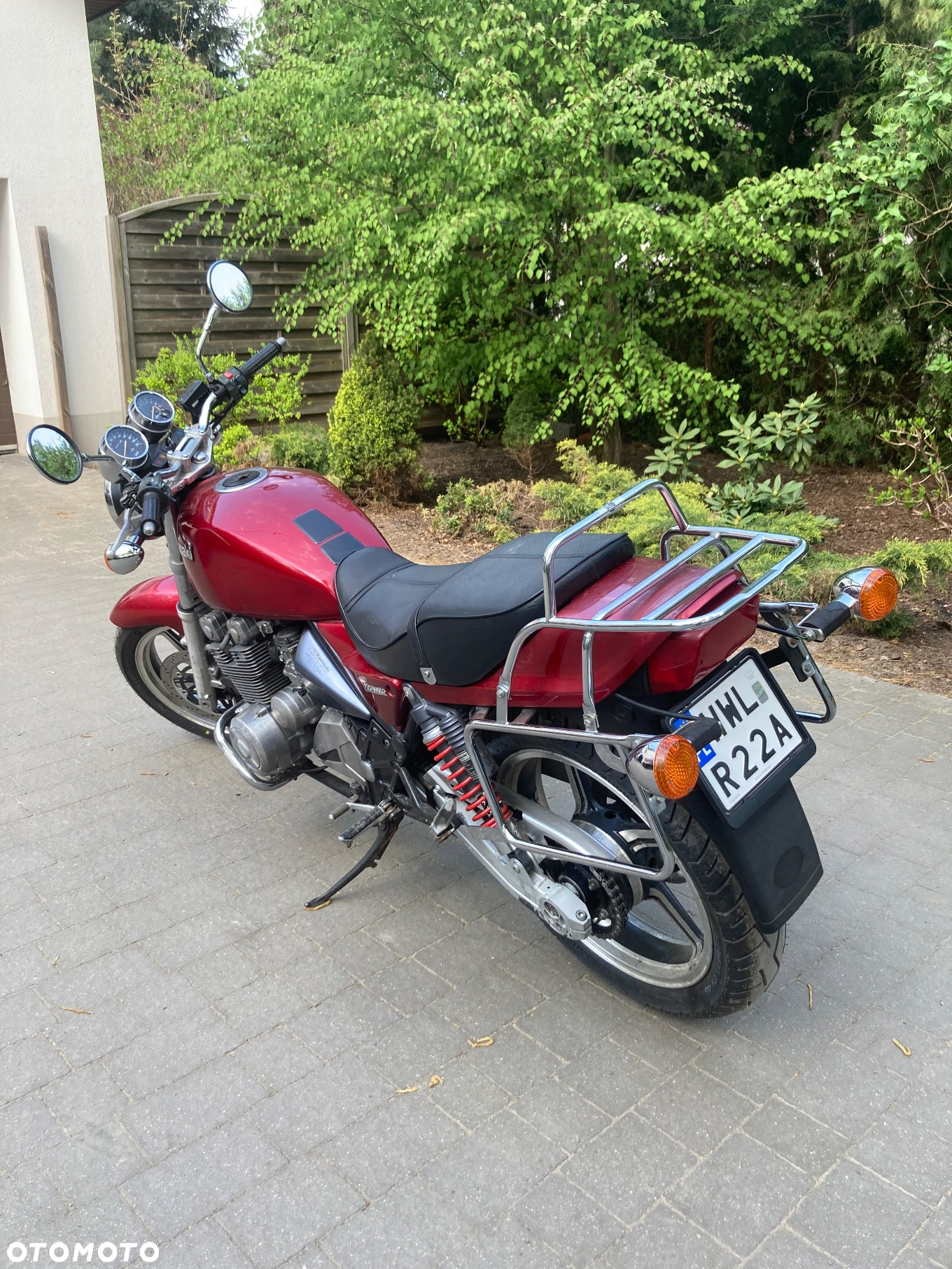 Kawasaki Zephyr - 12
