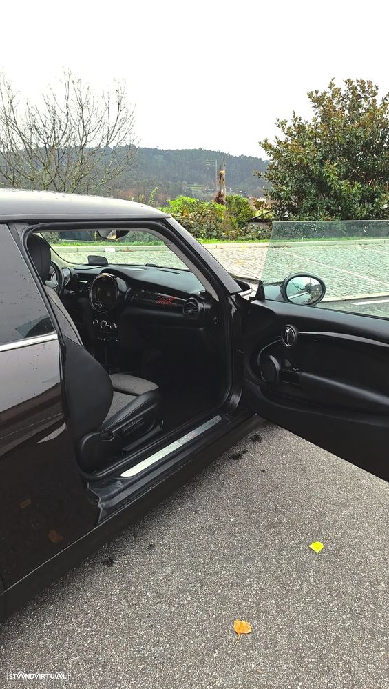 MINI 3 Portas Cooper SD - 21