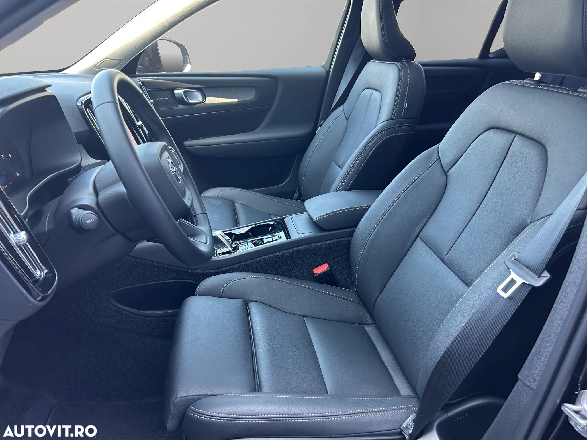 Volvo XC 40 - 9