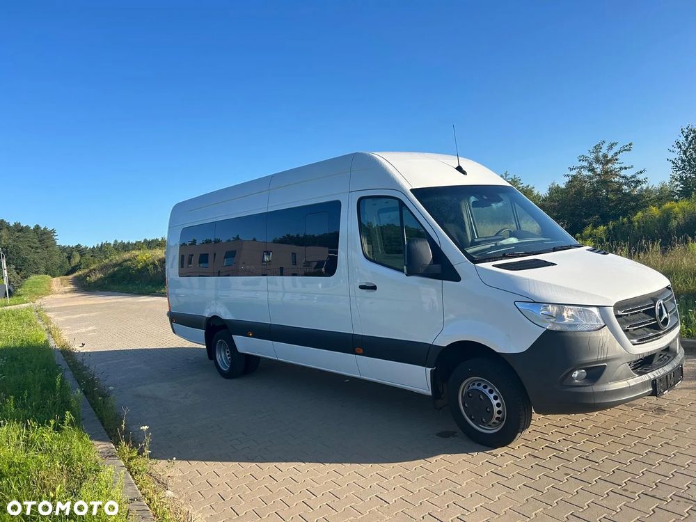 Mercedes-Benz Sprinter - 2