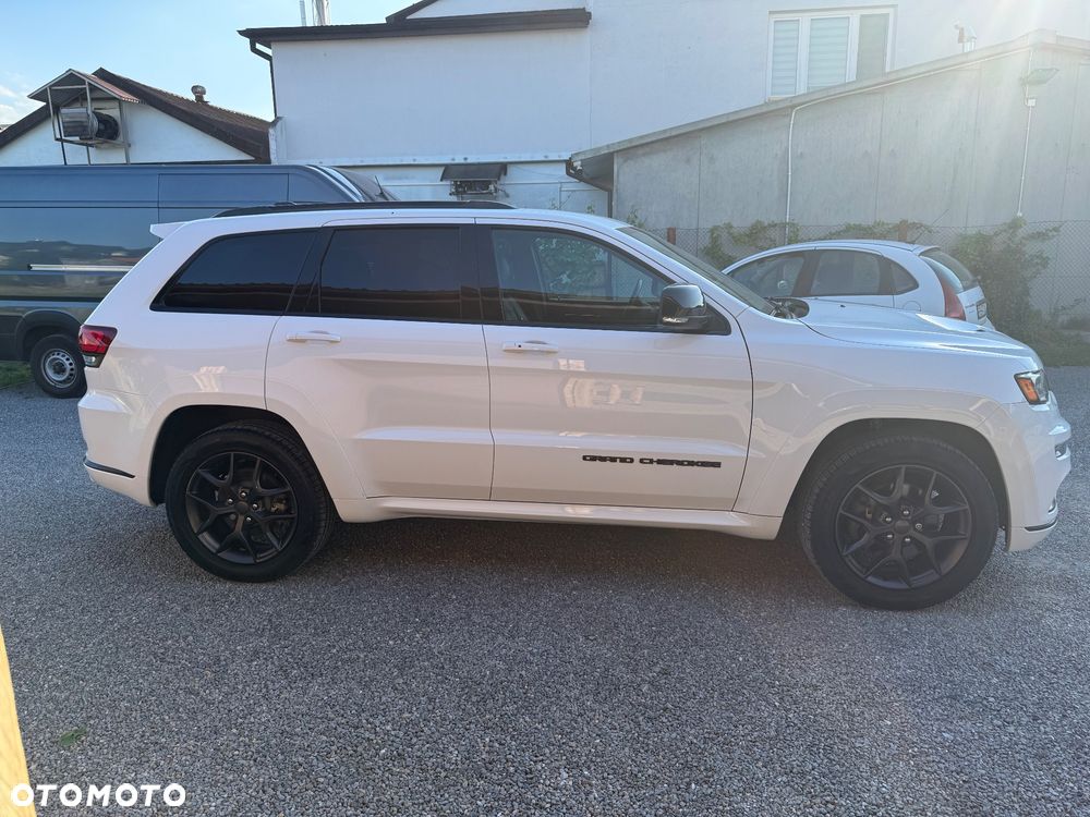 Jeep Grand Cherokee - 8