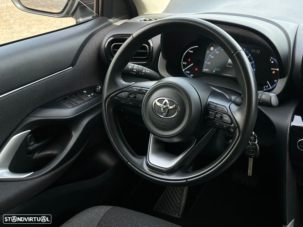 Toyota Yaris Cross 1.5 HDF Comfort Plus - 24