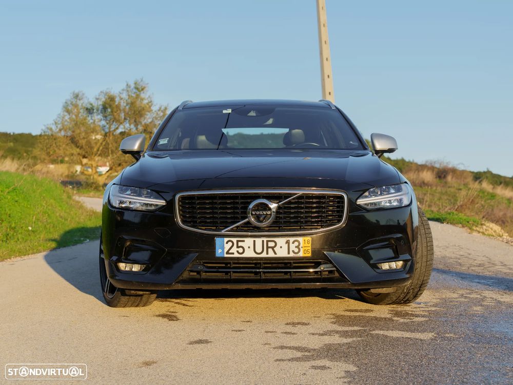 Volvo V90 2.0 D4 Momentum Geartronic - 2