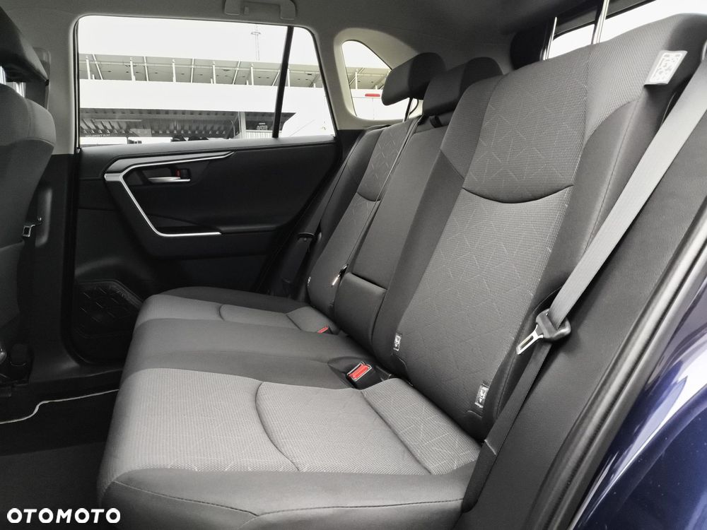 Toyota RAV4 - 12