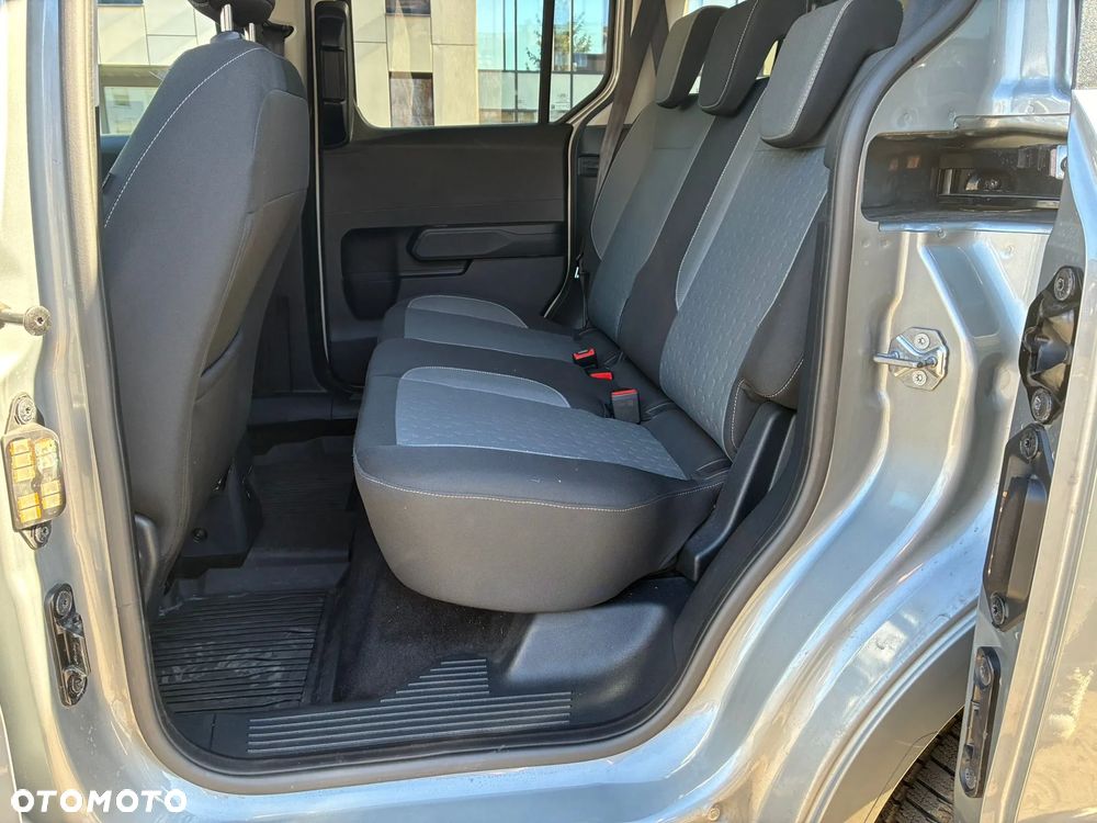 Ford Tourneo Courier 1.0 EcoBoost Titanium - 14