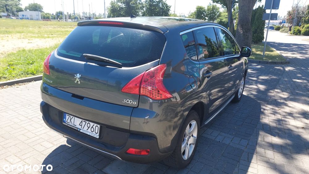 Peugeot 3008 1.6 HDi Premium - 17