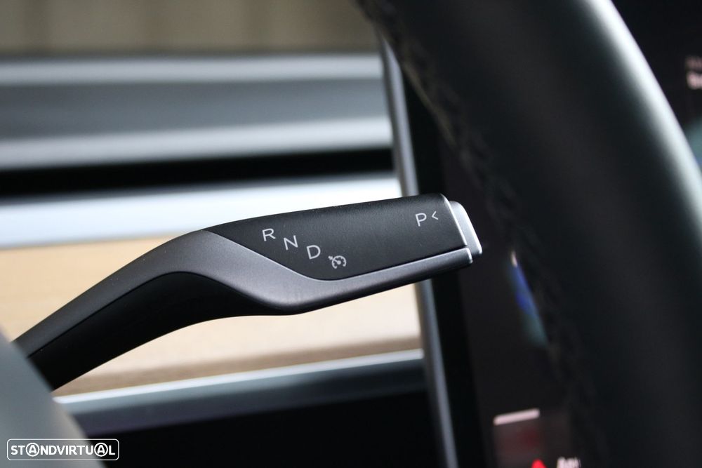 Tesla Model 3 Long Range Tração Integral - 29