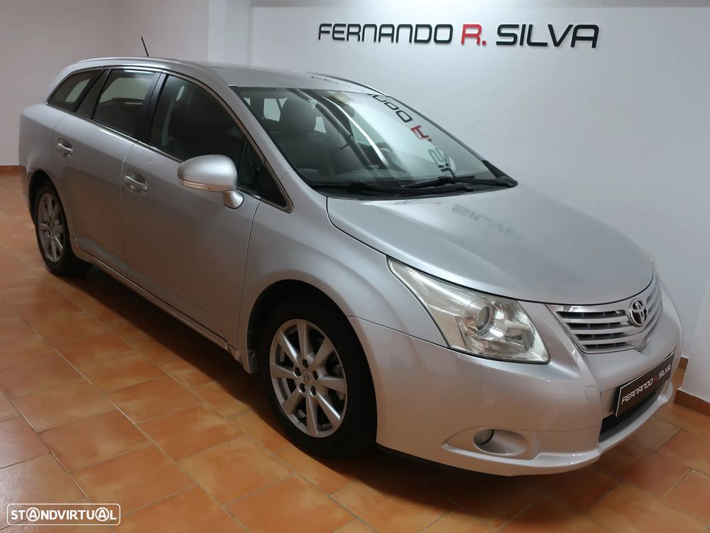 Toyota Avensis SW 2.0 D-4D Exclusive +Pele+GPS - 8
