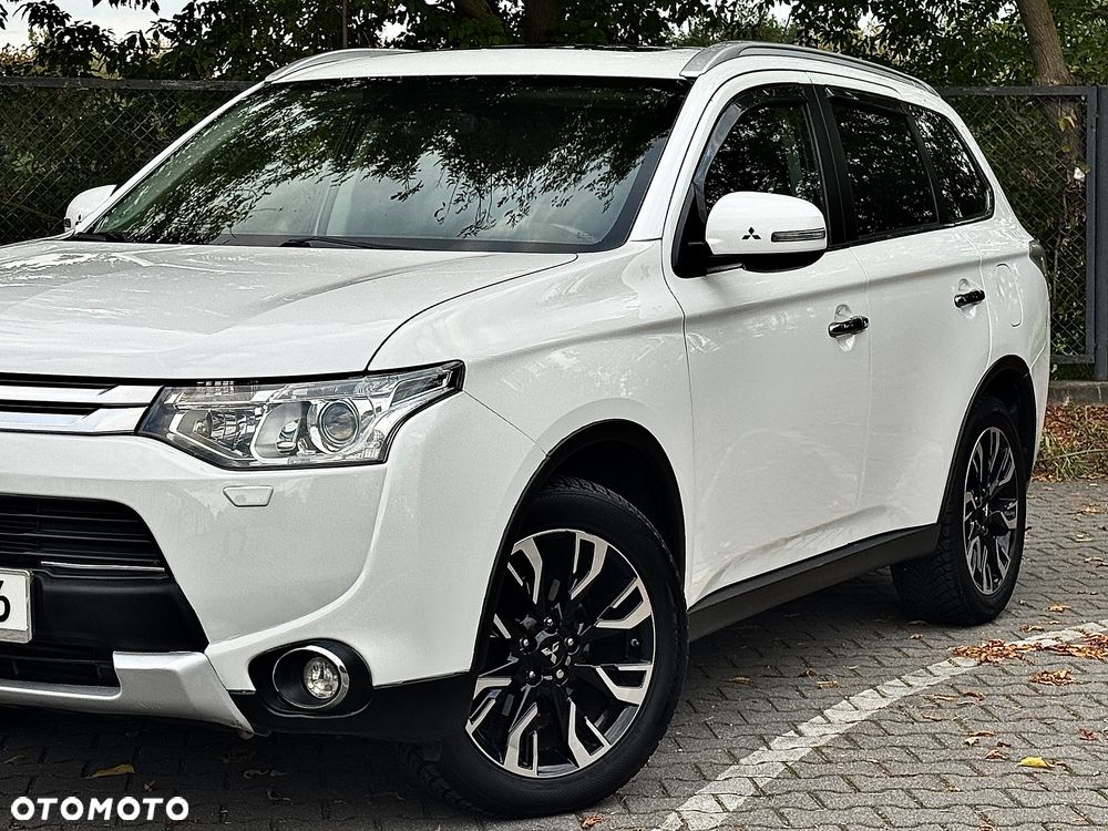 Mitsubishi Outlander 2.2 DI-D 4WD Automatik Top - 9
