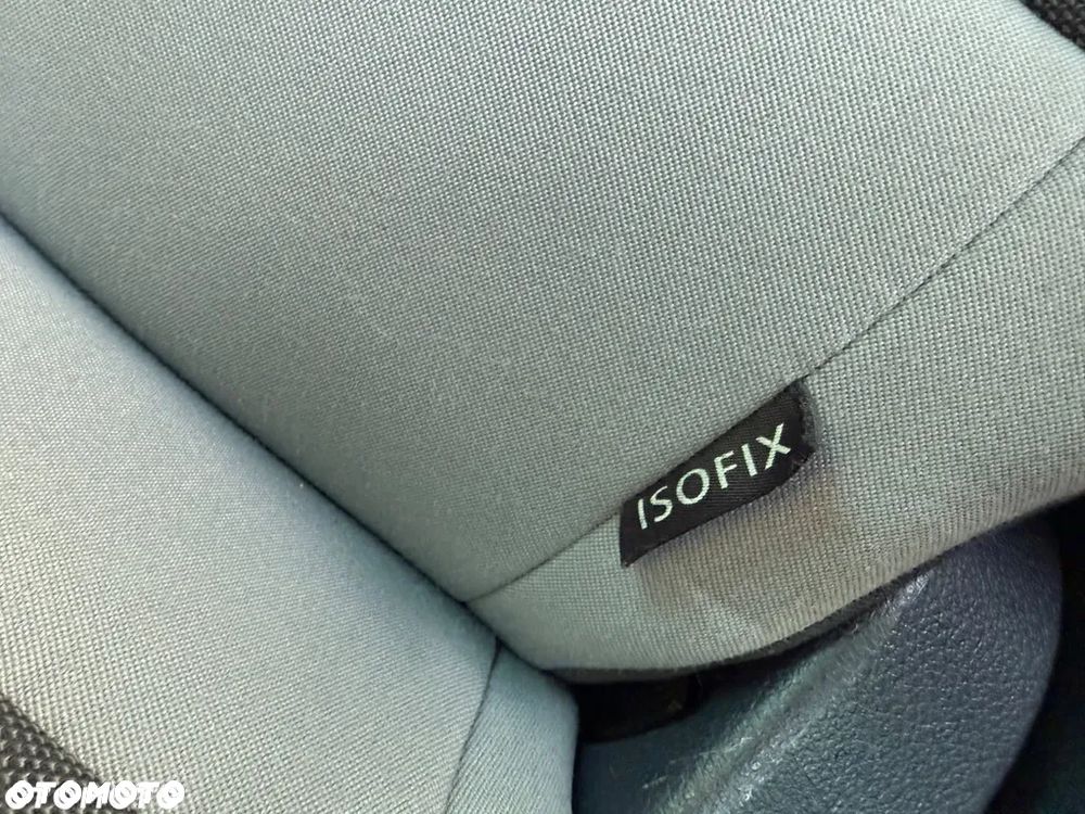 Volkswagen Golf Plus 1.6 TDI DPF Life - 19